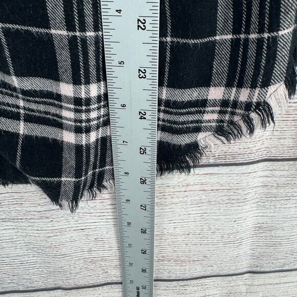 Rails Super Soft Pearl Snap Plaid Flannel Shirt Womens Medium Black White - Picture 12 of 13